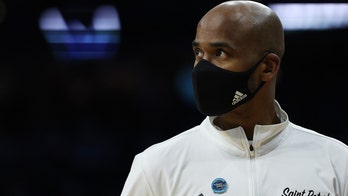 Shaheen Holloway wraps up Saint Peter's historic NCAA Cinderella run: 'They shocked the world'