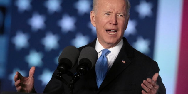 U.S. President Joe Biden speaks during an event at the Royal Castle, amid Russia's invasion of Ukraine, in Warsaw, Poland March 26, 2022. Slawomir Kaminski /Agencja Wyborcza.pl via REUTERS 