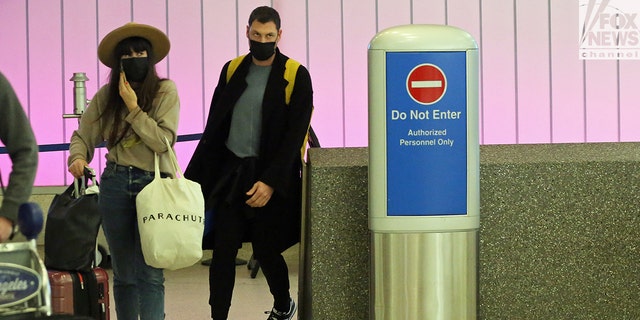 Maksim Chmerkovskiy arrives home in the United States after fleeing Ukraine.