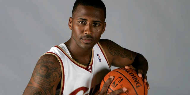 Cleveland Cavaliers' Lorenzen Wright poses at the team's NBA basketball media day in Independence, Ohio on Sept. 29, 2008.