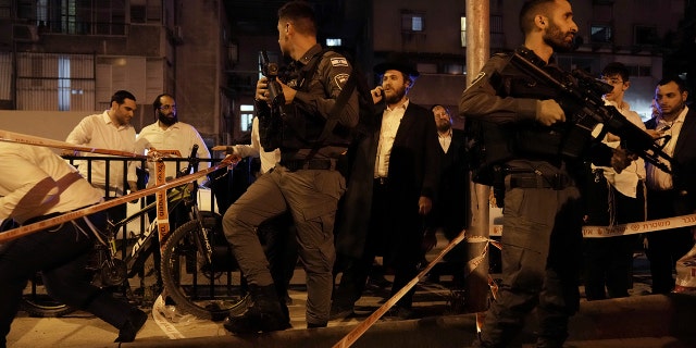 Israel: Terror group claims responsibility for motorcyclist gunman who killed 5 people Police secure the site where a gunman opened fire in Bnei Brak, Israel, Tuesday, March 29, 2022.