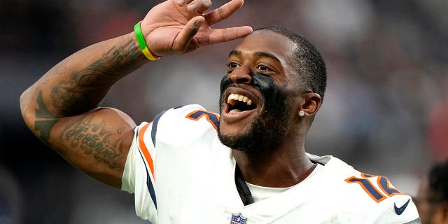 Allen Robinson #12 of the Chicago Bears celebrates a win against the Las Vegas Raiders at Allegiant Stadium on October 10, 2021 in Las Vegas, Nevada.