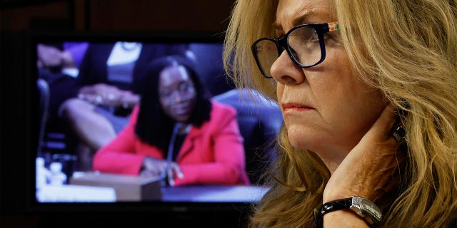 USA Today “Fact Checker”: No Simple Answer To What a “Woman” Is 1 WASHINGTON, DC - MARCH 22: Sen. Marsha Blackburn (R-TN) listens as U.S. Supreme Court nominee Judge Ketanji Brown Jackson testifies during her Senate Judiciary Committee confirmation hearing in the Hart Senate Office Building on Capitol Hill March 22, 2022 in Washington, DC. Judge Ketanji Brown Jackson, President Joe Biden’s pick to replace retiring Justice Stephen Breyer on the U.S. Supreme Court, would become the first Black woman to serve on the Supreme Court if confirmed.