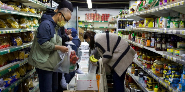 Residents stock up on daily necessities at a supermarket in Shanghai, China, Tuesday, Mar. 29th, 2022. A two-phase lockdown of Shanghai’s 26 million people is testing the limits of China’s hard-line "zero-COVID" strategy, which is shaking markets far beyond the country’s borders.