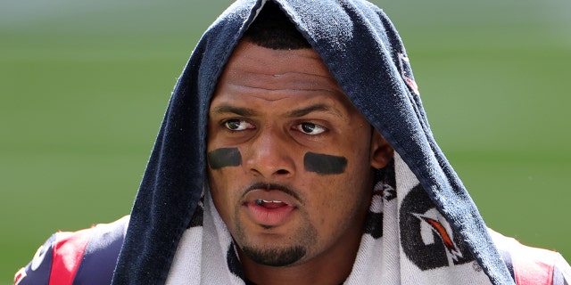 Quarterback Deshaun Watson #4 of the Houston Texans walks the field during warm ups prior to the game against the Cincinnati Bengals at NRG Stadium on December 27, 2020, in Houston, Texas.