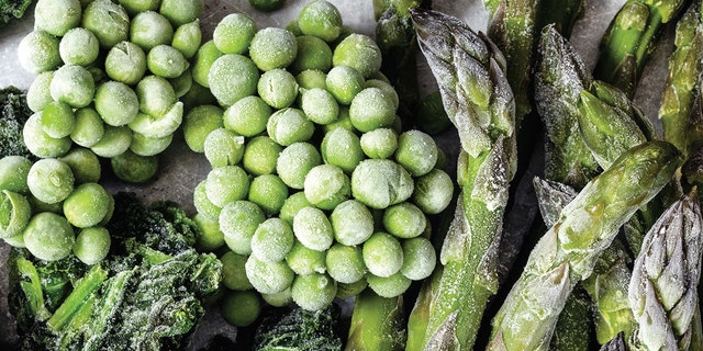 A lovely new frozen spring vegetable risotto recipe starts with amazing frozen vegetables — including peas, spinach and asparagus. 