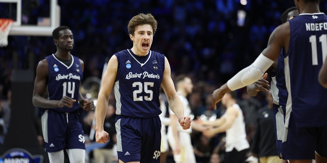 March Madness 2022: Saint Peter’s Doug Edert captivates with shooting skills, stylish mustache