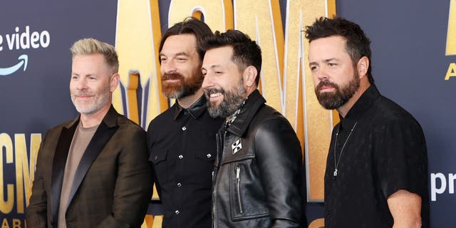 In addition to Parton, Matthew Ramsey from Old Dominion also sent his thoughts to Ukraine during their acceptance speech for group of the year.