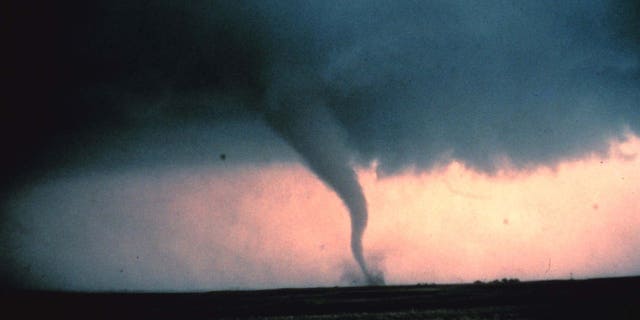 View of the 'rope' or decay stage of tornado.