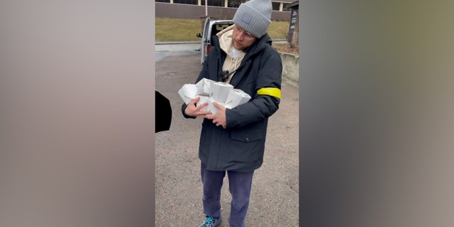 Prochorenko liefert Essen an Einwohner von Kiew
