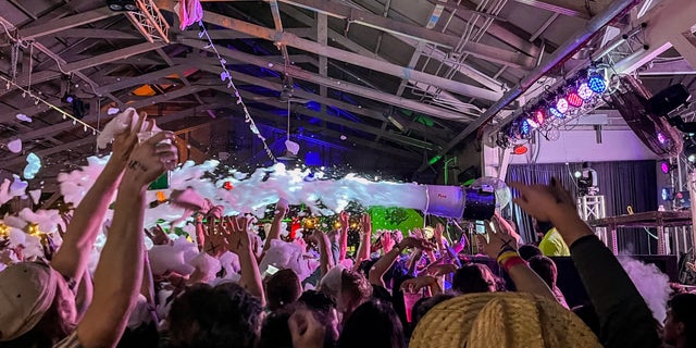 Spring breakers party at popular hotspot in Panama City Beach - Hammerhead Fred’s Wet and Wild Foam Party