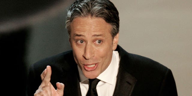 Jon Stewart's 'super-woke' Apple TV+ show a 'flop': Report 3 Host Jon Stewart performs his intro at the 78th annual Academy Awards in Hollywood, March 5, 2006. REUTERS/Gary Hershorn