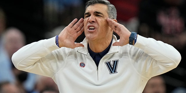 Villanova head coach Jay Wright yells during the first half of a game against Houston in the Elite Eight of the NCAA tournament on March 26, 2022 in San Antonio.