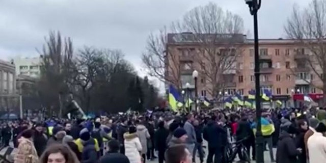 Ukrainians rally against Russian invasion and shout 'Kherson is Ukraine'