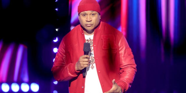LL Cool J sent love and support to the people of Ukraine during the iHeartRadio Music Awards on Tuesday. The award show is airing on FOX.