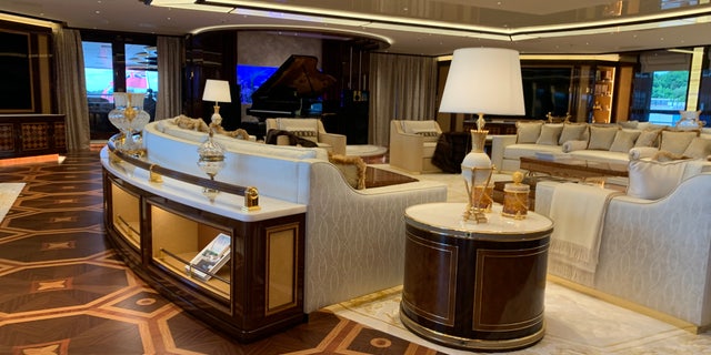 PUTIN-YACHT-2 PUTIN-YACHT-2