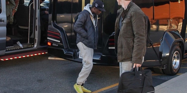 Chris Rock spotted for the first time since the night of Will Smith's slap at the Oscars 2 Rock was seen after arriving in Boston on Tuesday ahead of his first return to the stage Wednesday night for a leg of his ongoing stand-up comedy tour.