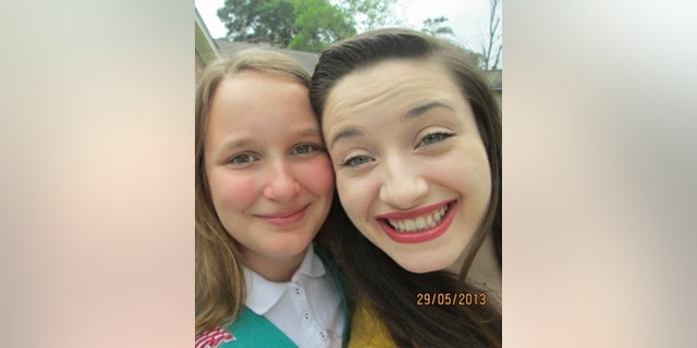 Noami Irion and her sister (Credit: Irion family)