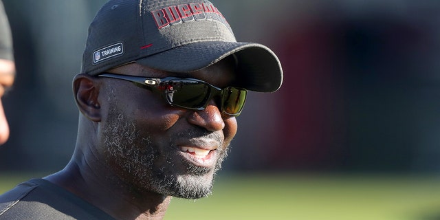bruce arians oakley sunglasses