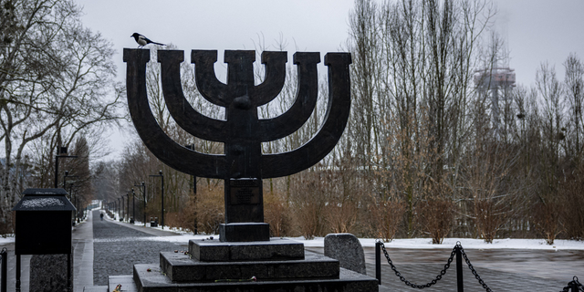 A view of the Babyn (Babi) Yar Holocaust Memorial Center in Kyiv on March 2, 2022. - Ukraine's President Volodymyr Zelensky on March 2 accused Russia, which has launched an invasion of his country, of seeking to "erase" Ukrainians, their country and their history. Five people were killed in the Tuesday attack on Kyiv's main television tower at Babi Yar, the site of World War II's biggest slaughter of Kyiv Jews and a place of memorial and pilgrimage. 