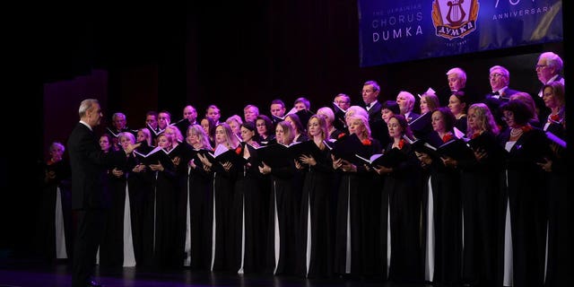 The chorus consists of non-professional singers performing classical, sacred and folk choral music, primarily by Ukrainian composers.