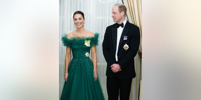 Catherine, Duchess of Cambridge stunned in an emerald green dress for the occasion.
