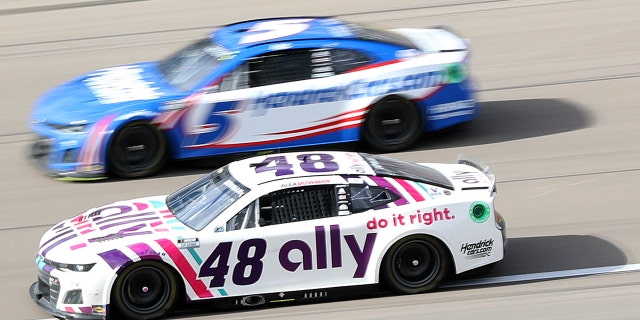 Hendrick Motorsports drivers Bowman and Larson have both qualified for the 2022 NASACAR playoffs.