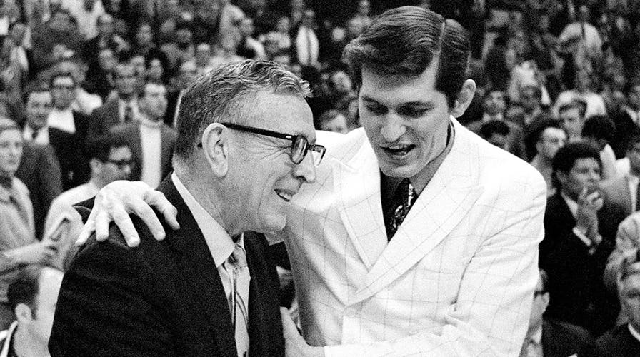 Joe Williams, who coached tiny Jacksonville University to 1970 NCAA title  game against UCLA, dead at 88 | Fox News