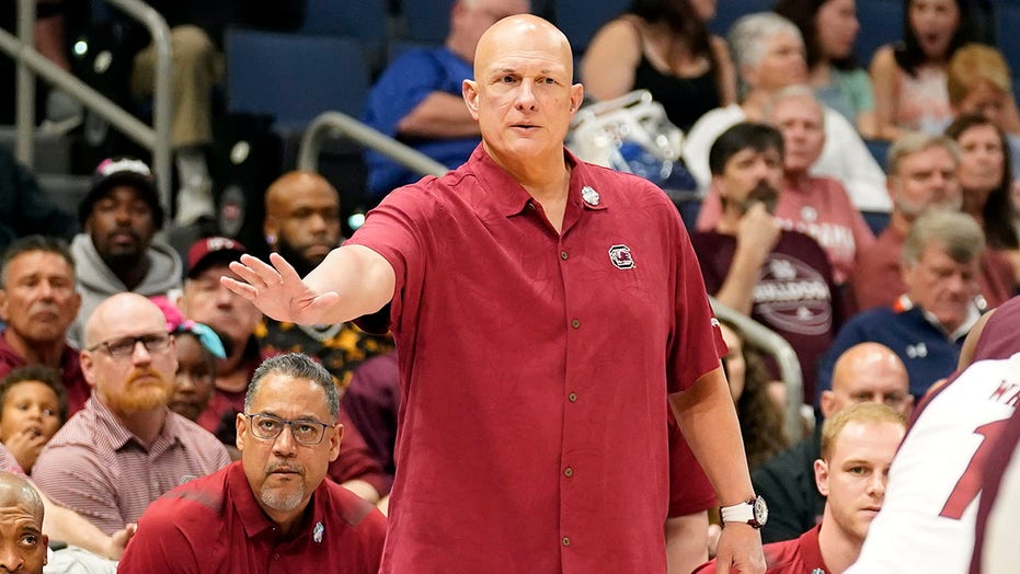 South Carolina fires Martin after 10 seasons as men’s coach