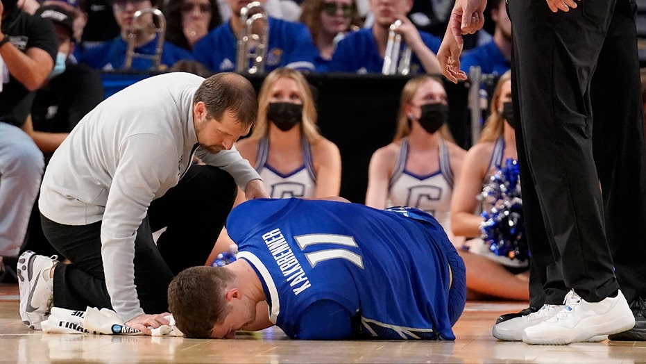 Creighton center Ryan Kalkbrenner out after knee injury in 1st-round victory