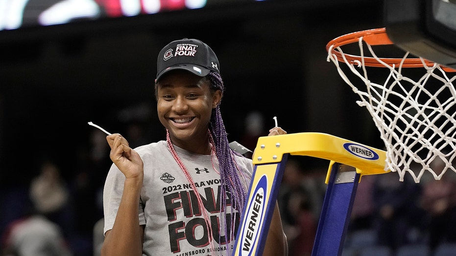 March Madness 2022: Aliyah Boston, Gamecocks carry relentless push into Final Four