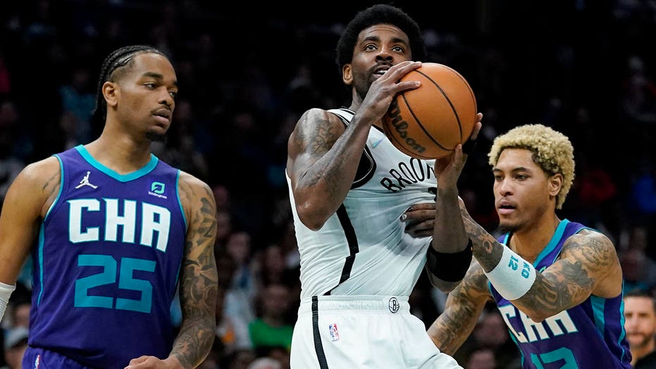 Kyrie Irving scores 50, Nets beat Hornets to snap 4-game skid