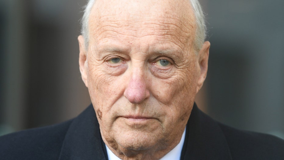 King Harald V of Norway tests positive for COVID-19