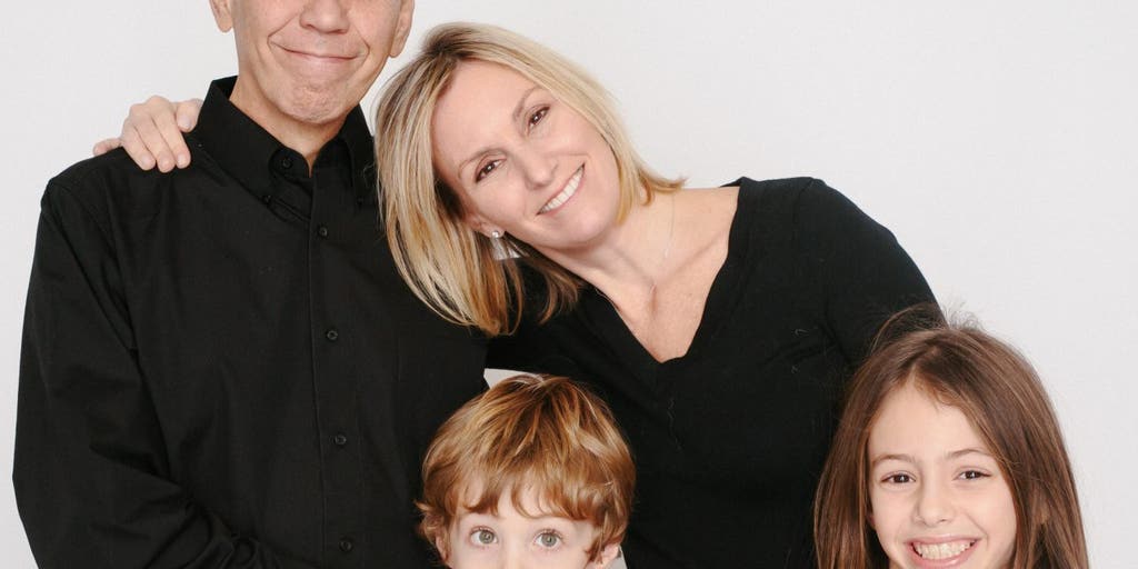 Gilbert Gottfried's family asking for donations to the 'debilitating' Myotonic disease - Vimarsana News
