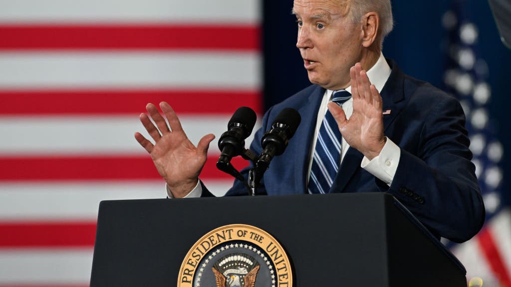 Dems flip on Biden, join GOP in opposing plan to end Trump-era border policy