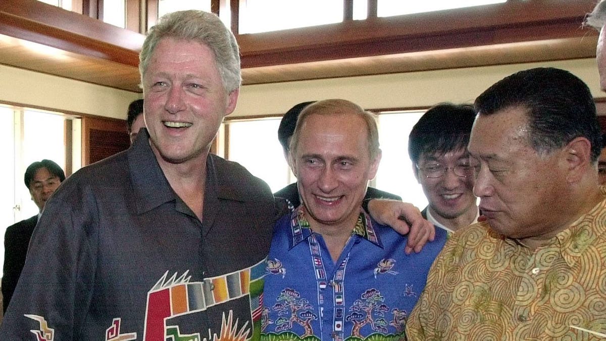 Clinton Putin Mori