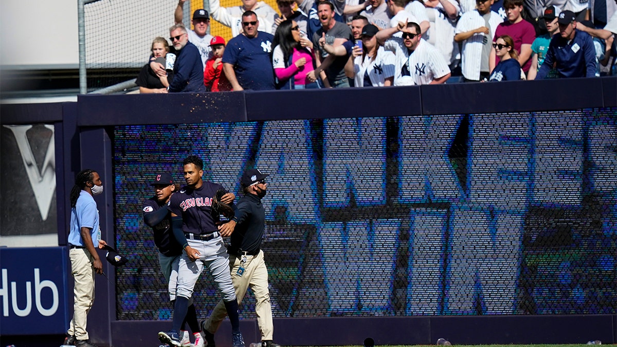 Yankees' Missteps Invite Troubles, Fans Greet Them With Boos