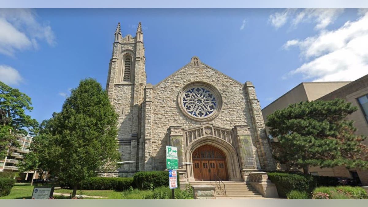 First United Church of Oak Park