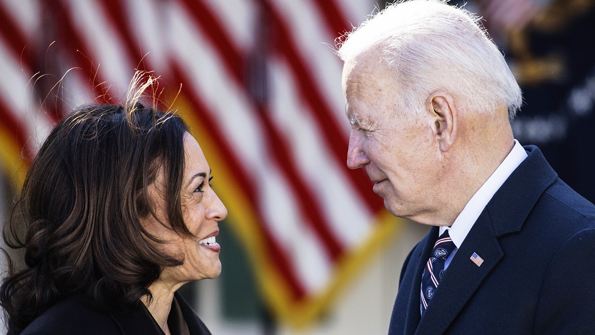 Biden Kamala Harris
