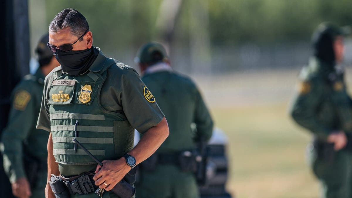 Border Patrol agents