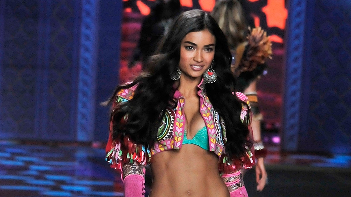 Kelly gale workout online routine