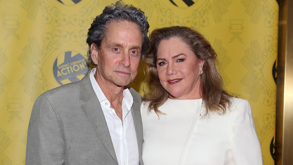 Michael Douglas Kathleen Turner