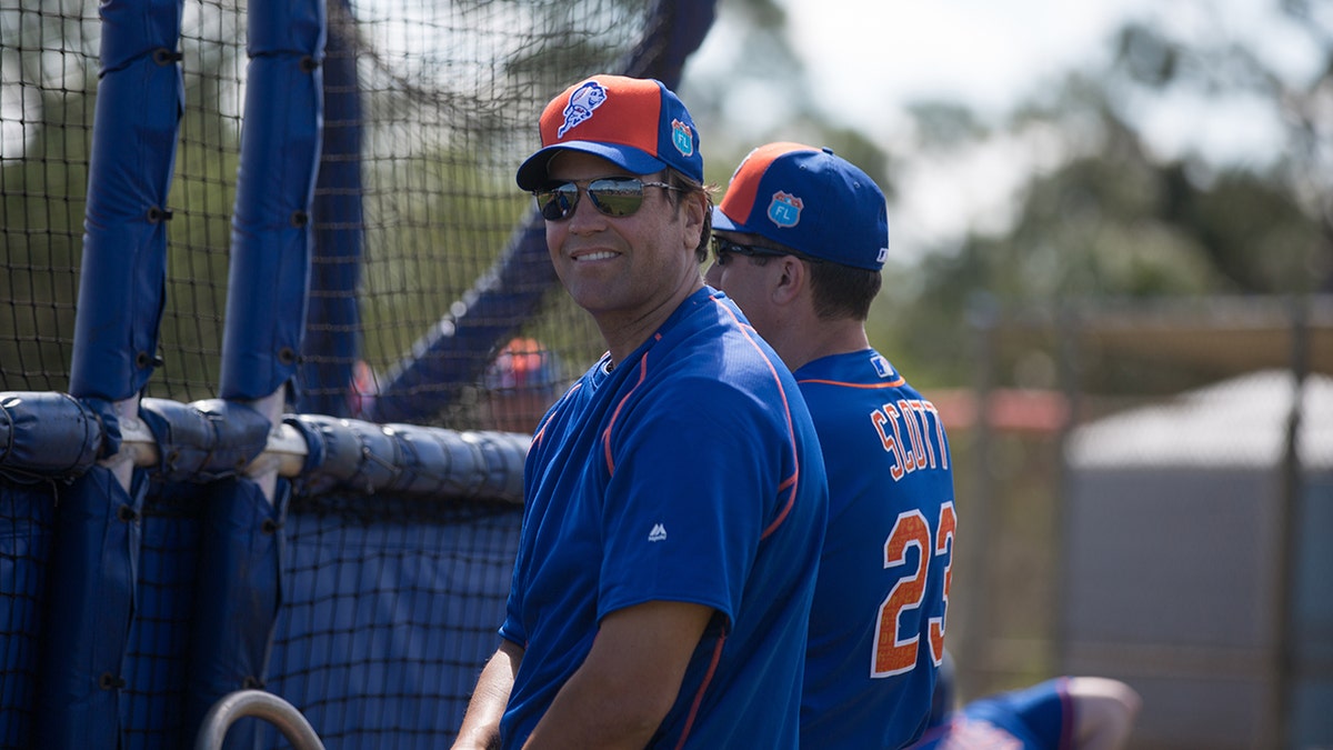 Mike Piazza to take on bigger role with Mets