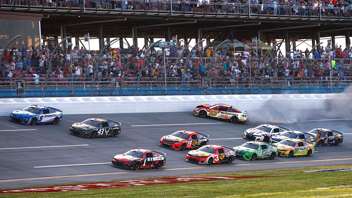 Ross Chastain wins at Talladega Superspeedway