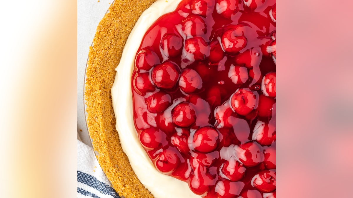 No-bake cherry cheesecake recipe
