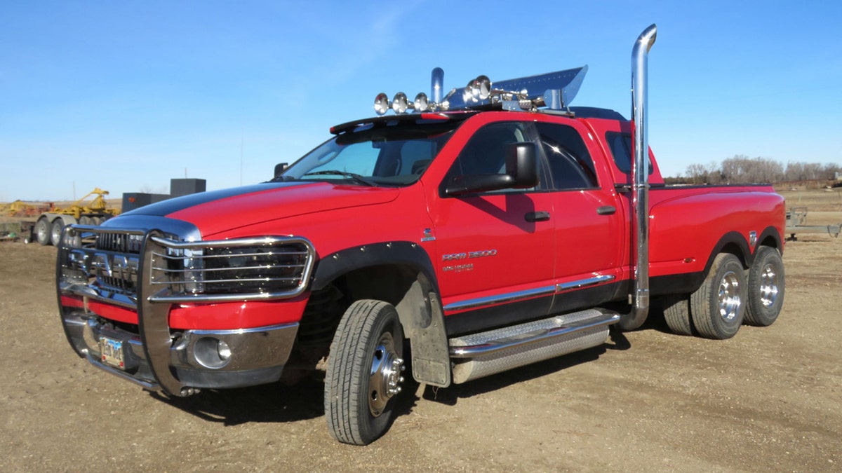 Custom Ram pickup