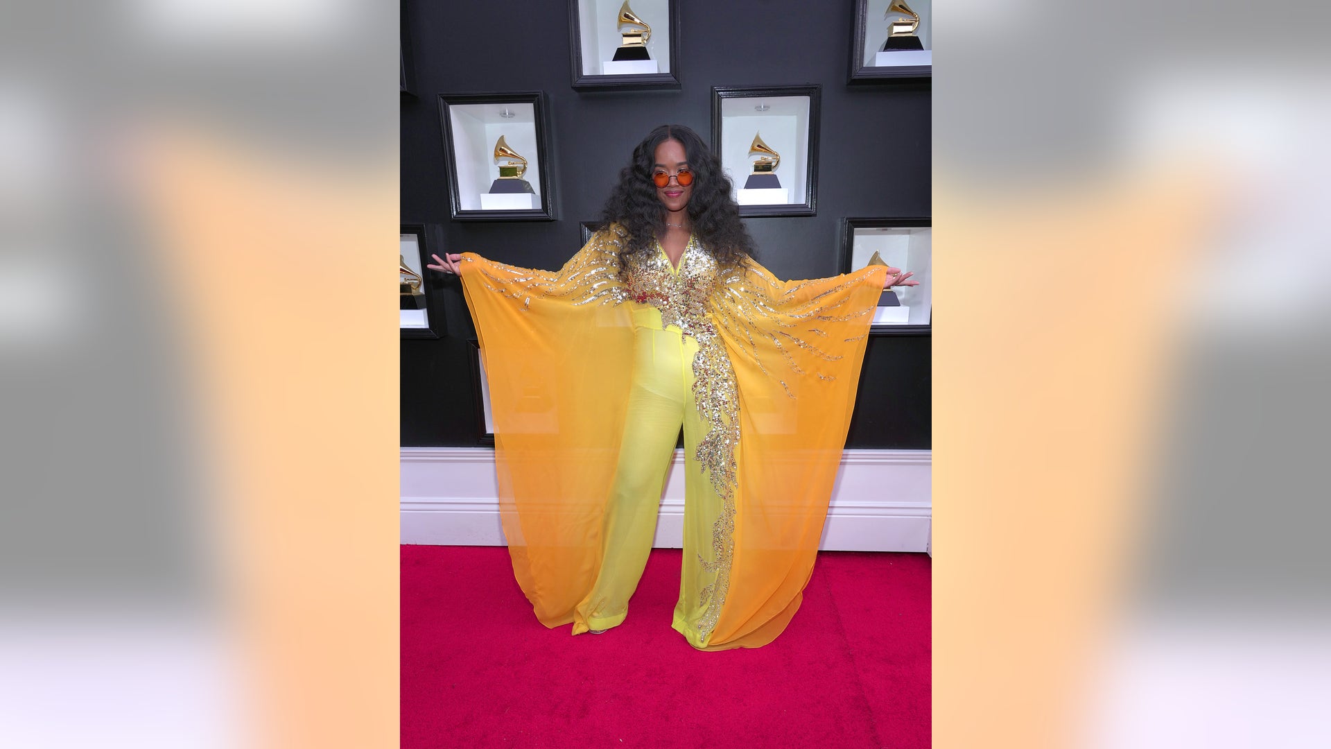 H.E.R. 2022 Grammys