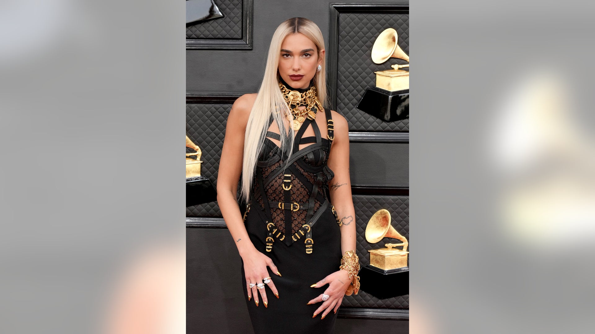 Dua Lipa 2022 Grammys