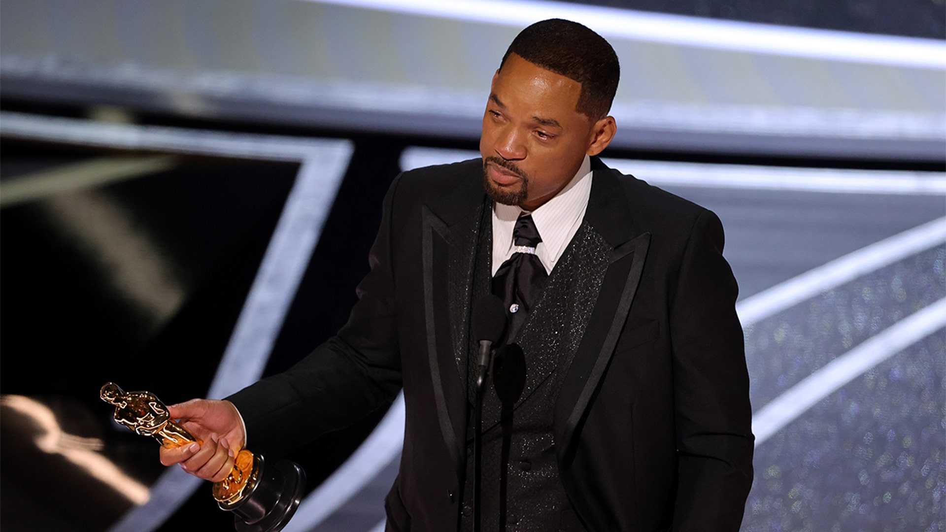 Will Smith accepts the Actor in a Leading Role award for ‘King Richard’ onstage during the 94th Annual Academy Awards at Dolby Theatre.