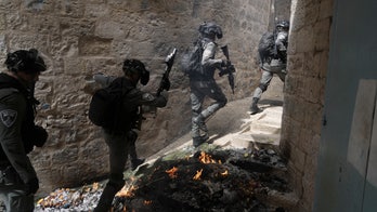 Clashes erupt again near flashpoint Jerusalem holy site